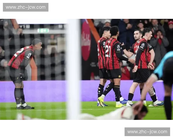 利物浦上半场三次利用角球得分 斯洛特球队定位球效率冠绝英超 利物浦上半场三次利用角球得分 斯洛特球队定位球效率冠绝英超